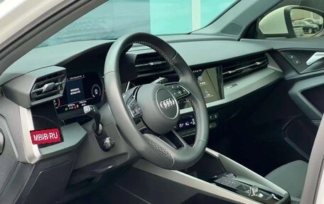 Audi A3, 2022 год, 2 220 000 рублей, 9 фотография