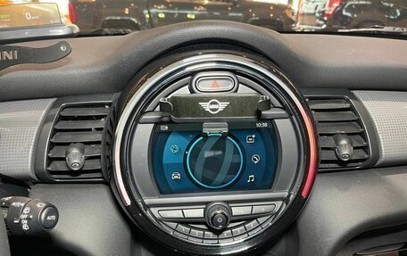 MINI Hatch, 2020 год, 2 280 000 рублей, 4 фотография