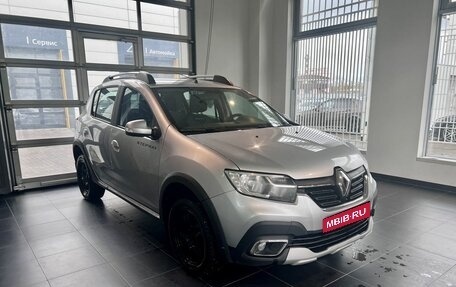 Renault Sandero II рестайлинг, 2021 год, 1 190 000 рублей, 1 фотография