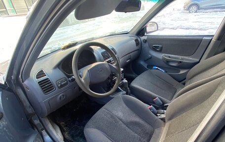 Hyundai Accent II, 2004 год, 150 000 рублей, 2 фотография