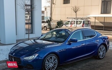 Maserati Ghibli, 2014 год, 2 300 000 рублей, 3 фотография