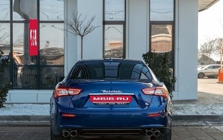 Maserati Ghibli, 2014 год, 2 300 000 рублей, 11 фотография