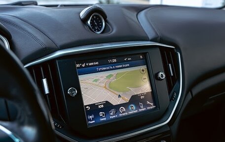 Maserati Ghibli, 2014 год, 2 300 000 рублей, 28 фотография