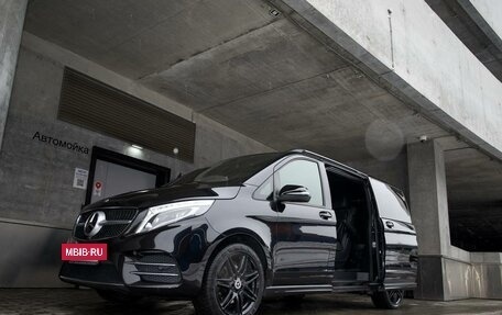 Mercedes-Benz V-Класс, 2019 год, 5 590 000 рублей, 3 фотография