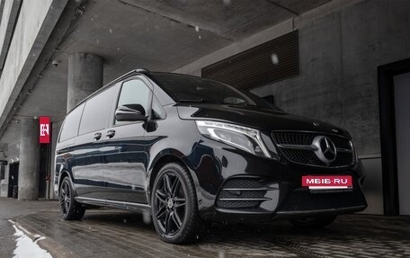 Mercedes-Benz V-Класс, 2019 год, 5 590 000 рублей, 23 фотография