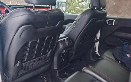 Jeep Wrangler, 2019 год, 6 200 000 рублей, 10 фотография