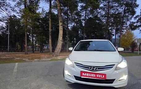 Hyundai Solaris II рестайлинг, 2015 год, 1 000 000 рублей, 9 фотография