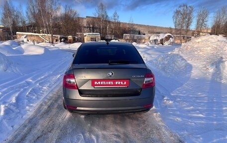 Skoda Octavia, 2021 год, 2 200 000 рублей, 2 фотография