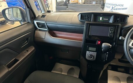 Toyota Roomy I, 2017 год, 1 009 000 рублей, 14 фотография