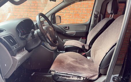 Hyundai H-1 II рестайлинг, 2015 год, 1 600 000 рублей, 13 фотография