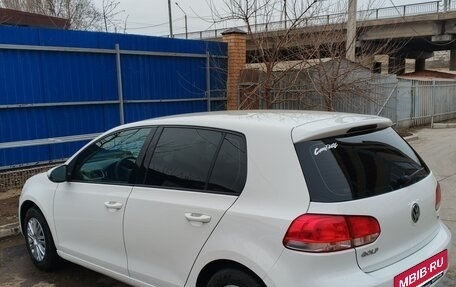Volkswagen Golf VI, 2012 год, 800 000 рублей, 2 фотография