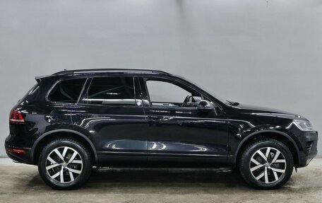 Volkswagen Touareg III, 2018 год, 3 350 000 рублей, 4 фотография