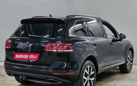 Volkswagen Touareg III, 2018 год, 3 350 000 рублей, 5 фотография