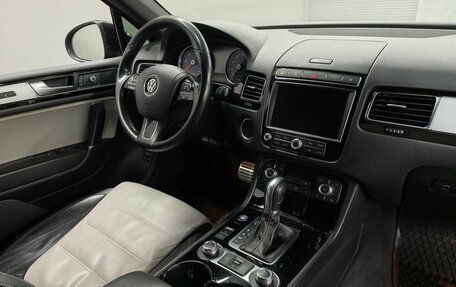 Volkswagen Touareg III, 2018 год, 3 350 000 рублей, 10 фотография