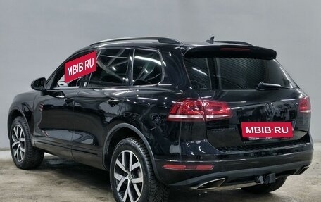 Volkswagen Touareg III, 2018 год, 3 350 000 рублей, 7 фотография