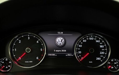 Volkswagen Touareg III, 2018 год, 3 350 000 рублей, 16 фотография