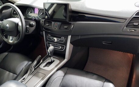 Renault Latitude I, 2010 год, 750 000 рублей, 15 фотография