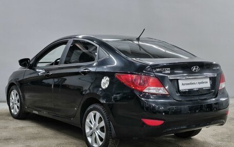 Hyundai Solaris II рестайлинг, 2011 год, 576 000 рублей, 7 фотография