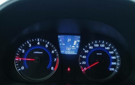 Hyundai Solaris II рестайлинг, 2011 год, 794 000 рублей, 10 фотография