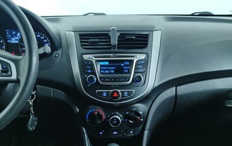 Hyundai Solaris II рестайлинг, 2011 год, 794 000 рублей, 15 фотография