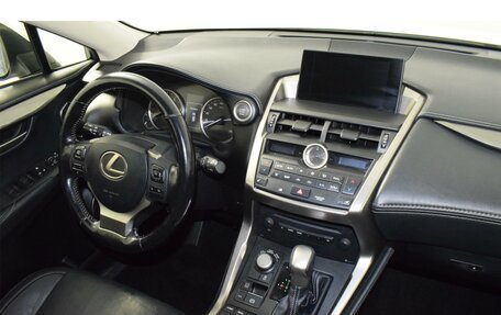 Lexus NX I, 2017 год, 2 999 000 рублей, 11 фотография