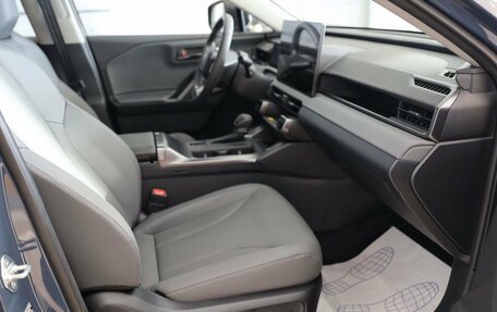 Toyota RAV4, 2025 год, 5 250 000 рублей, 14 фотография