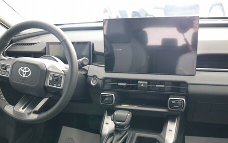 Toyota RAV4, 2025 год, 5 250 000 рублей, 17 фотография