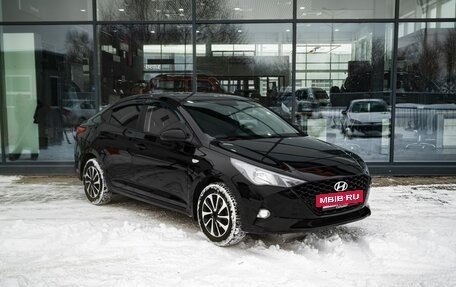 Hyundai Solaris II рестайлинг, 2021 год, 1 600 000 рублей, 5 фотография