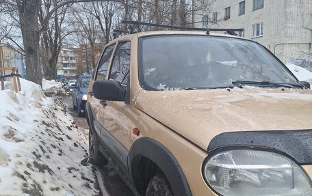 Chevrolet Niva I рестайлинг, 2004 год, 230 000 рублей, 2 фотография