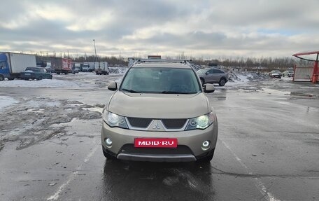 Mitsubishi Outlander III рестайлинг 3, 2008 год, 800 000 рублей, 1 фотография
