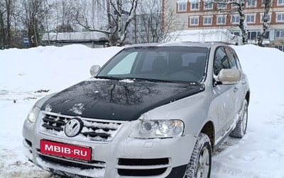 Volkswagen Touareg III, 2004 год, 650 000 рублей, 1 фотография