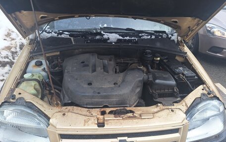 Chevrolet Niva I рестайлинг, 2004 год, 230 000 рублей, 14 фотография