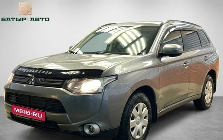 Mitsubishi Outlander III рестайлинг 3, 2012 год, 990 000 рублей, 1 фотография