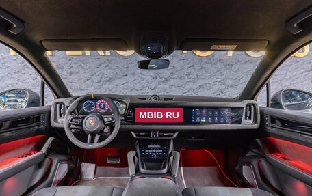 Porsche Cayenne III, 2025 год, 31 950 000 рублей, 15 фотография