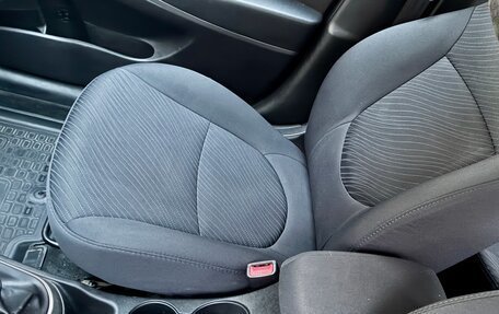 Hyundai Solaris II рестайлинг, 2016 год, 1 100 000 рублей, 13 фотография