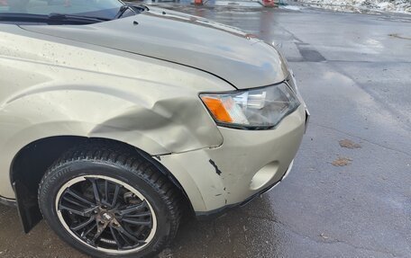 Mitsubishi Outlander III рестайлинг 3, 2008 год, 800 000 рублей, 4 фотография