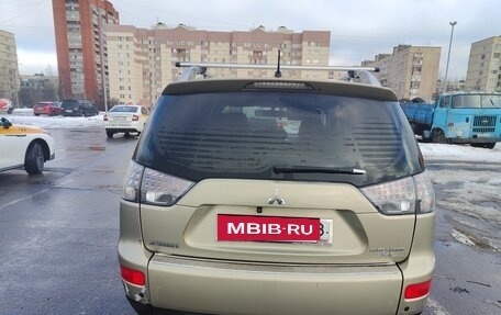 Mitsubishi Outlander III рестайлинг 3, 2008 год, 800 000 рублей, 6 фотография