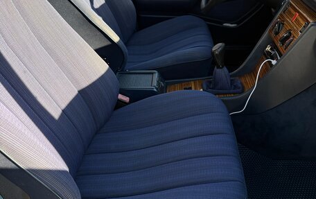 Mercedes-Benz W124, 1989 год, 350 000 рублей, 18 фотография