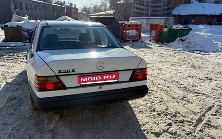 Mercedes-Benz W124, 1989 год, 350 000 рублей, 7 фотография