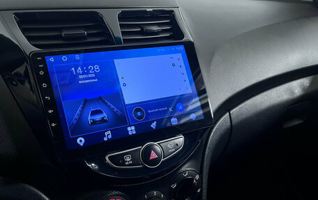 Hyundai Solaris II рестайлинг, 2013 год, 682 000 рублей, 12 фотография