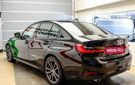 BMW 3 серия, 2020 год, 2 990 000 рублей, 6 фотография