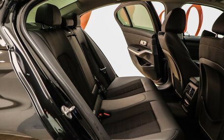 BMW 3 серия, 2020 год, 2 990 000 рублей, 21 фотография