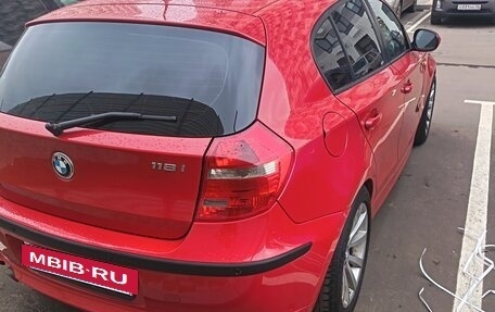 BMW 1 серия, 2010 год, 810 000 рублей, 4 фотография