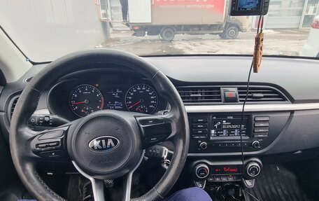 KIA Rio IV, 2017 год, 1 250 000 рублей, 6 фотография