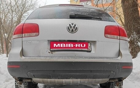 Volkswagen Touareg III, 2004 год, 650 000 рублей, 24 фотография