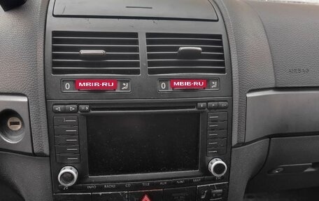 Volkswagen Touareg III, 2004 год, 650 000 рублей, 10 фотография