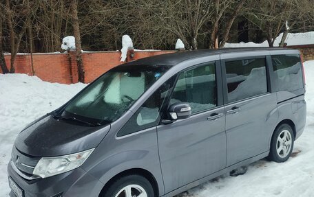 Honda Stepwgn IV, 2016 год, 1 800 000 рублей, 2 фотография