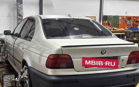 BMW 5 серия, 1999 год, 310 000 рублей, 5 фотография