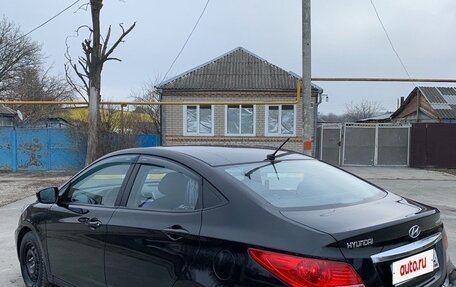 Hyundai Solaris II рестайлинг, 2011 год, 750 000 рублей, 11 фотография