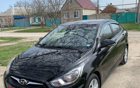 Hyundai Solaris II рестайлинг, 2011 год, 750 000 рублей, 9 фотография